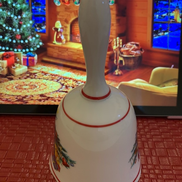 Christmas Bell - Picture 6 of 7